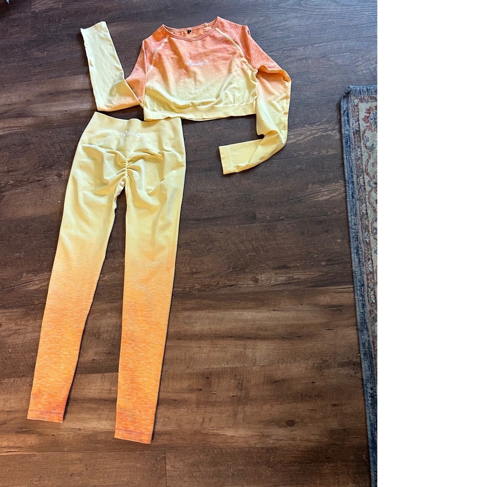 Alphalete Women Orange Yellow Ombre Seamless Long Sleeve Crop Top Legging Set S